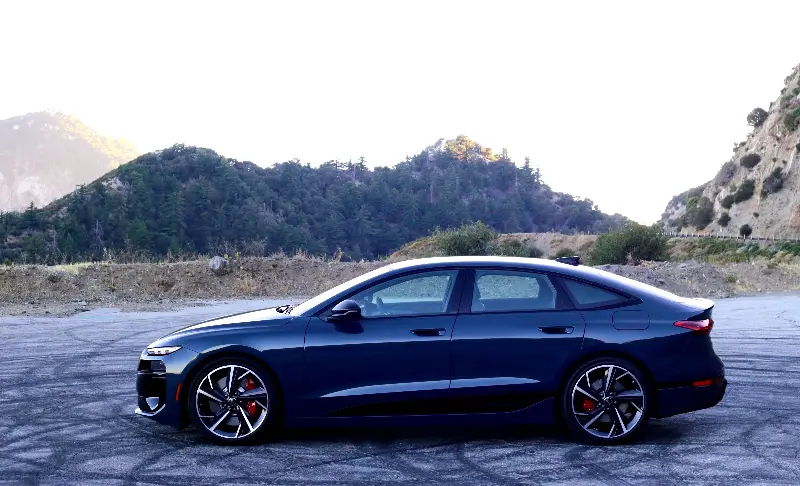 Audi S6 Sportback e-tron