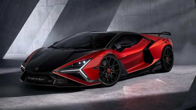 限 1963 辆:兰博基尼全球首秀 V12 混动超跑 Revuelto SV,零百加速 2.4 秒、1065 马力