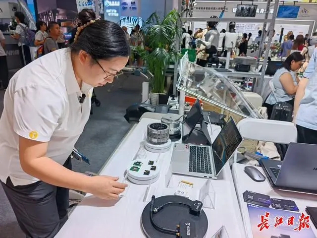 武汉机器人圈粉世界机器人大会