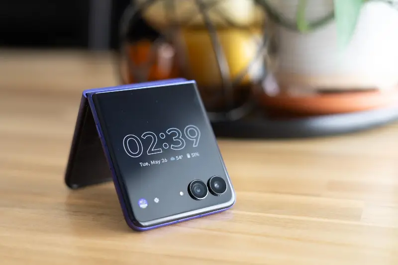Motorola Razr Ultra 2026 in tent mode on a table