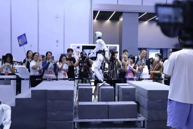 逛世界机器人大会是种什么体验