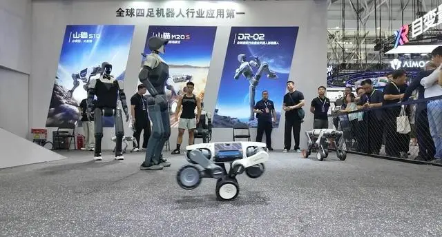 逛世界机器人大会是种什么体验
