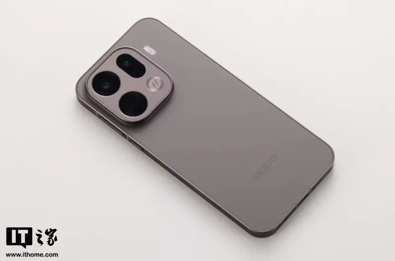 消息称 OPPO Find X10 系列新机屏幕“加料”,支持目前行业最高规格 BT.2020 超广色域