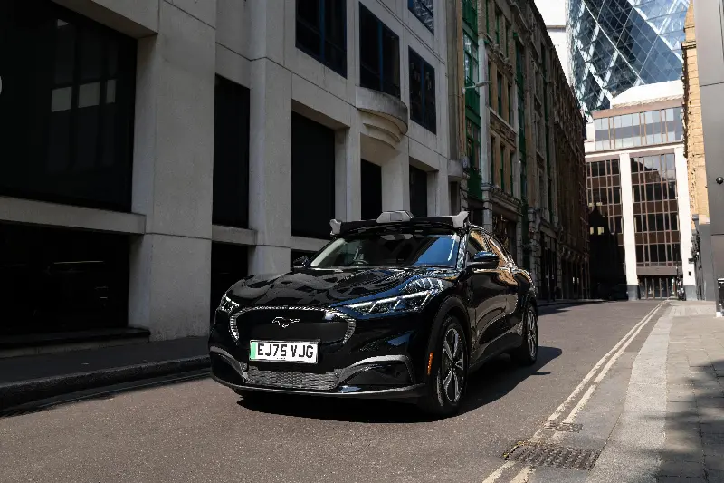 Uber Wayve London robotaxi