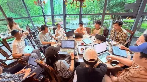 女设计师辞职来武汉组建AI俱乐部
