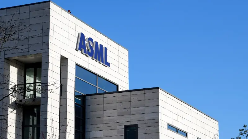 ASML 荷兰布雷恩波特新工业园区动工，最终占地面积约 35 万平方米