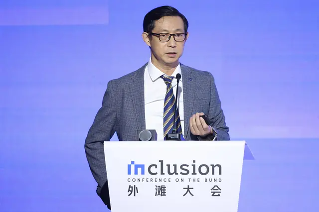 学者：AI时代人类需守住三种能力