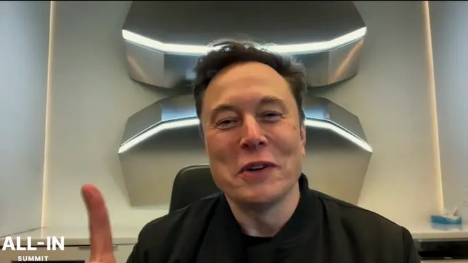 马斯克又暗示:SpaceX 和特斯拉可能要合并