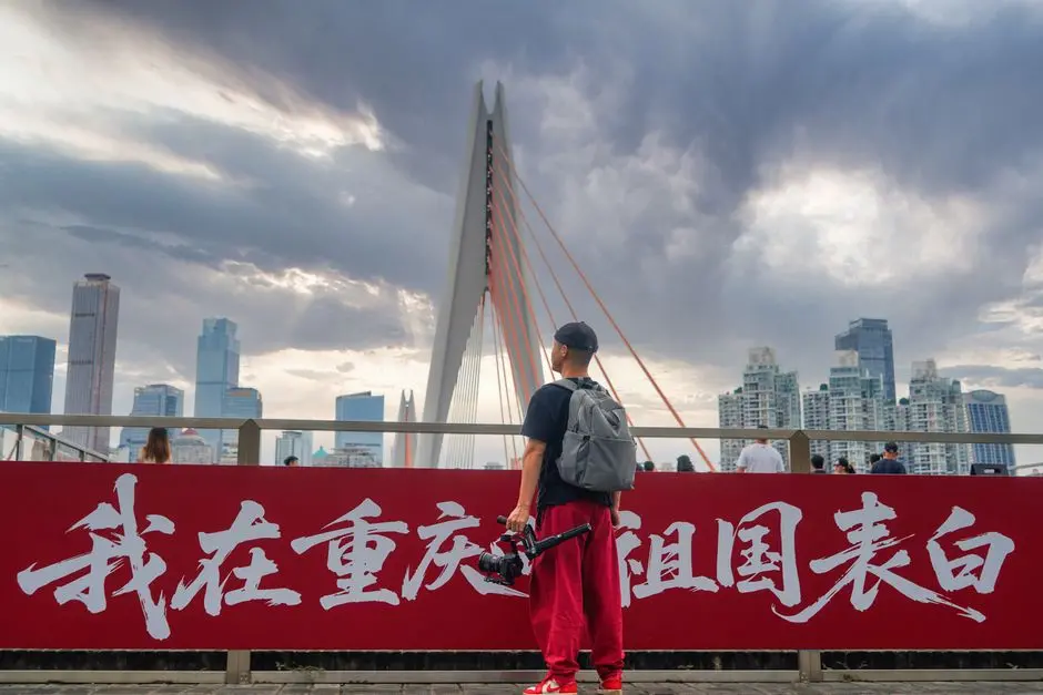 8点1氪丨时隔三年多，美联储宣布加息25个基点；钟薛高降价重启，售价6.9元起；韩国“尸皮针”已在中国成立公司6年