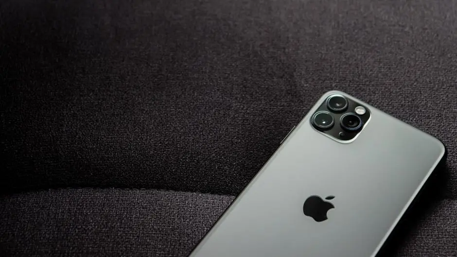 iPhone 18 Pro新AI功能“自相矛盾”