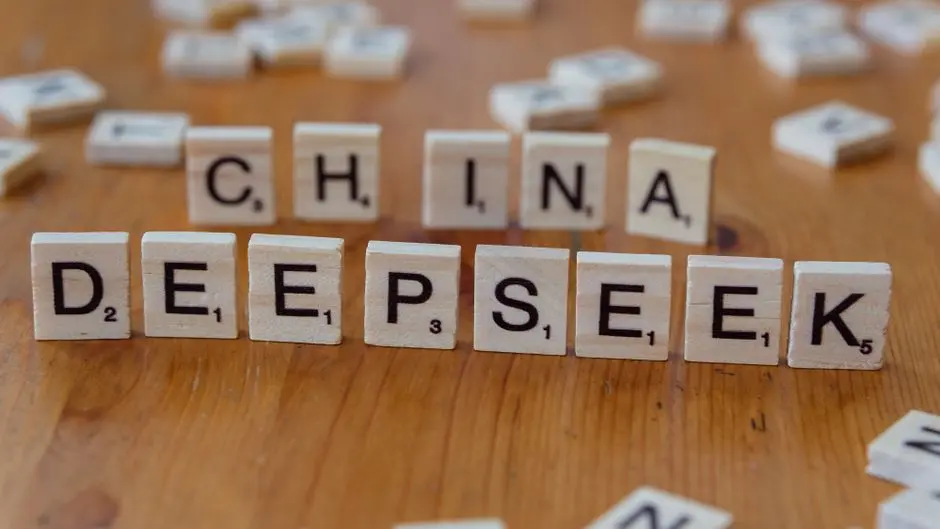 AI行业:深度学习与版权争议的碰撞,产业生态的转型与挑战