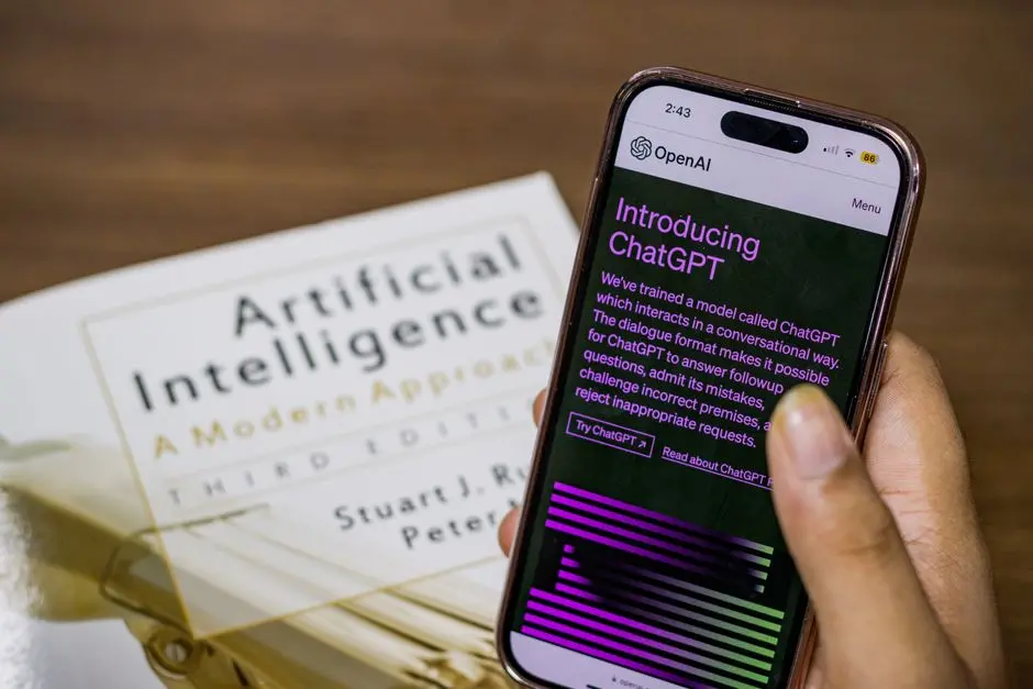 白帽黑客借 Anthropic Claude 成功入侵 OpenAI ChatGPT 账户，获 6500 美元赏金