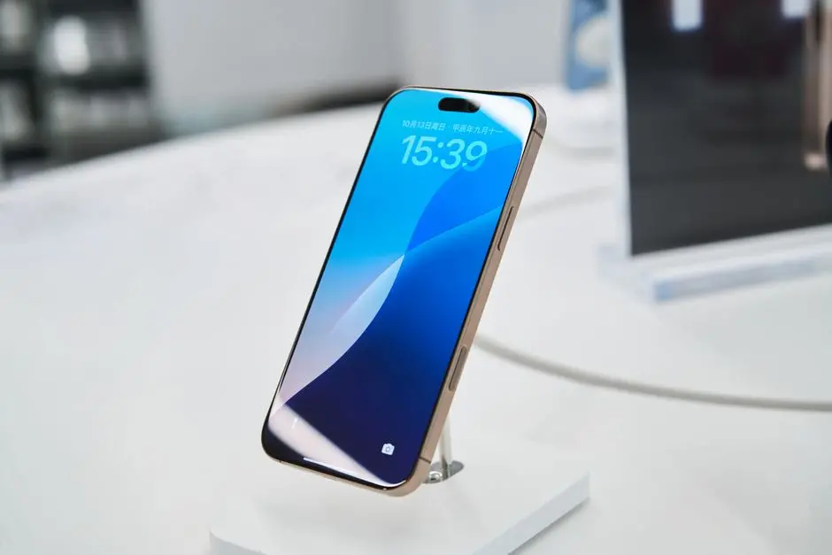 拆解显示美版iPhone 18 Pro Max独留高通基带,其余全球机型搭载自研C2