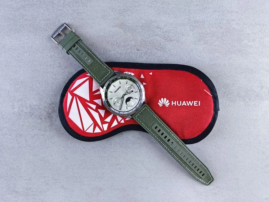 2799 元起,华为 WATCH 6 系列鸿蒙 AI 手表今日开售