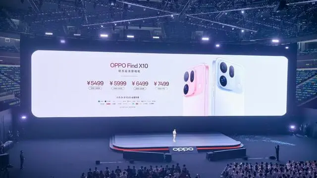 OPPO发了一款别在领口的AI新硬件