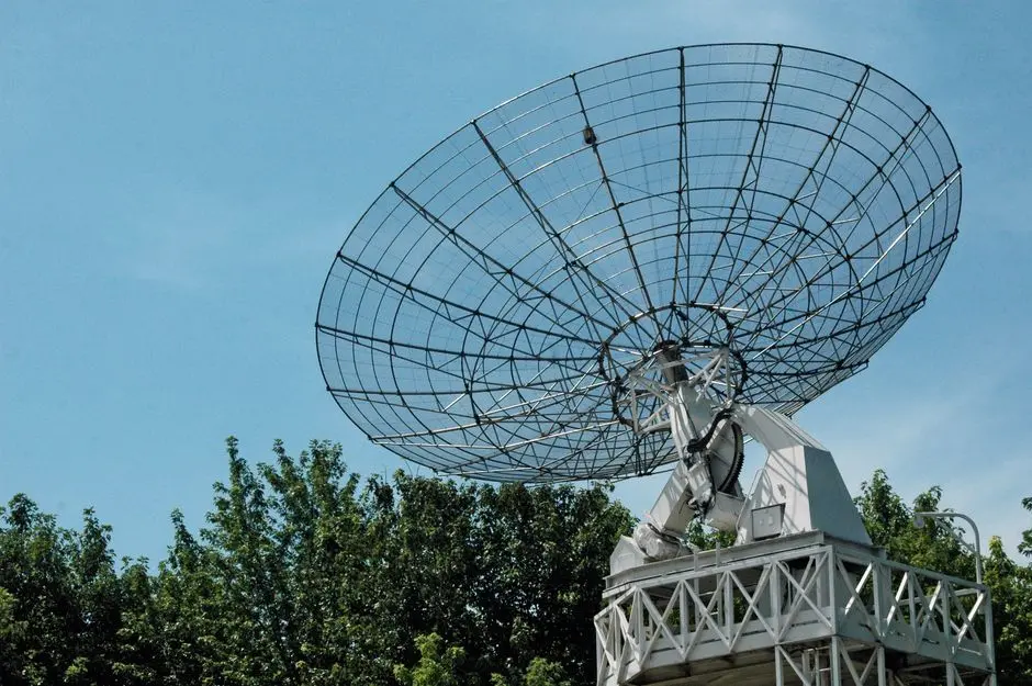 “太空数据中心”第一步?谷歌下周将发射试验卫星,能处理简单 AI 查询