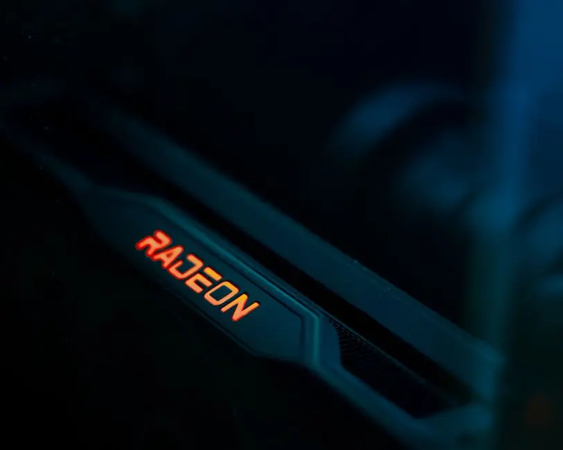 AMD RDNA 5 新品曝光：代号“AT2”，微软“Project Helix”芯片同源