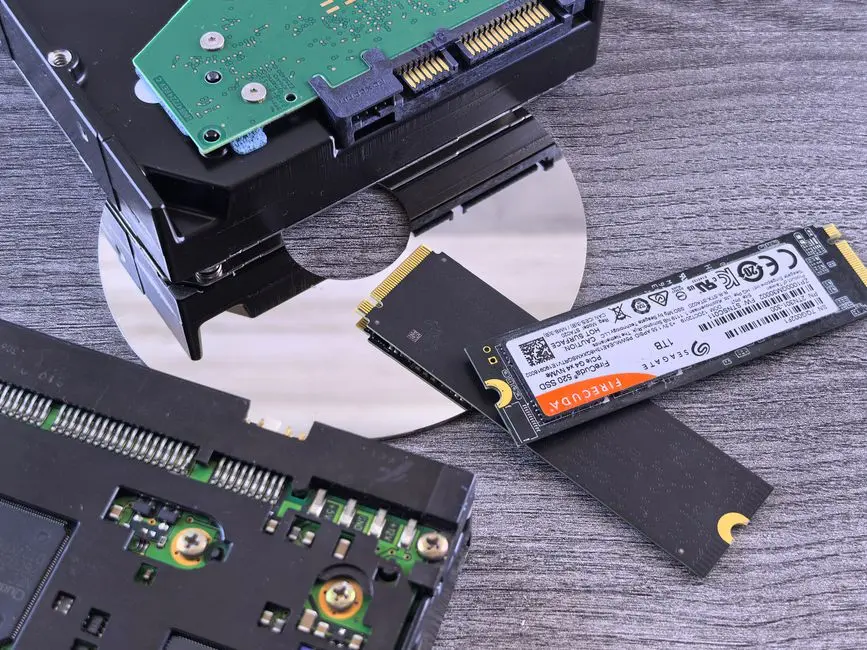 从新型存储介质PCM方案到PCIe 6.0 SSD，德明利率先推出面向AI基础设施的分层存储全栈方案