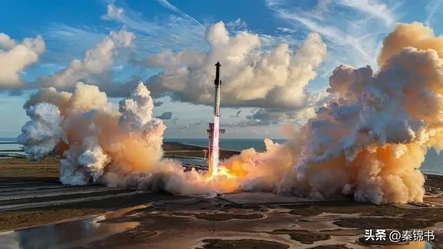 “星舰”受控溅落时发生剧烈爆炸