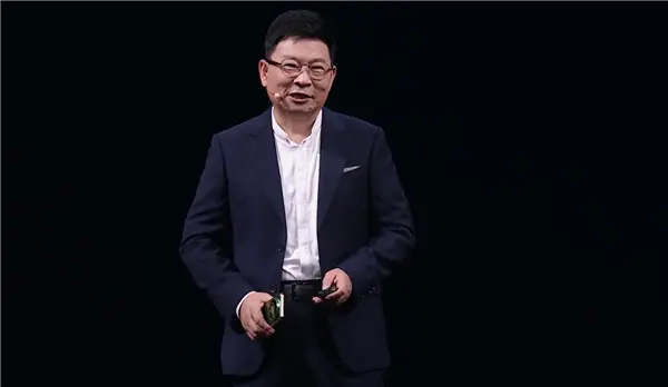 余承东:Mate 90系列是中国半导体行业的答卷 也是中国操作系统产业的创新答卷
