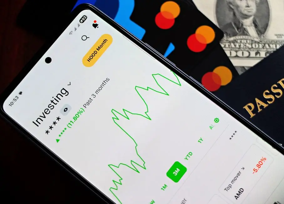 苹果App Store中国生态报告：规模五年翻倍，2025年增至4万亿元