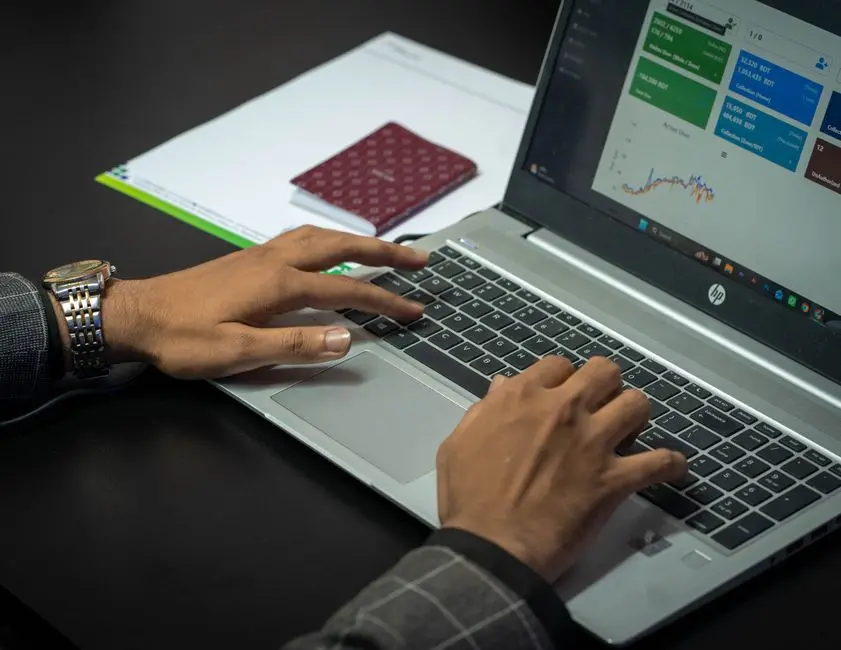 WorkBuddy 兴起后，信息部门“被绕过”的困局与破局
