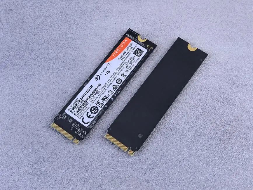 三星移动固态硬盘 P7 经典版 1TB 开售:USB4 接口、可承受最高 2 米跌落,售价 1799 元