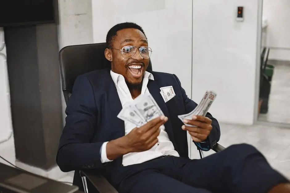 How to Build Wealth as a Career Person