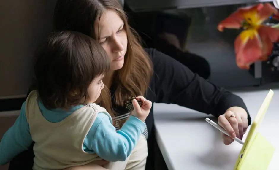 Apple’s HomeView ad is confusing to everyone except parents