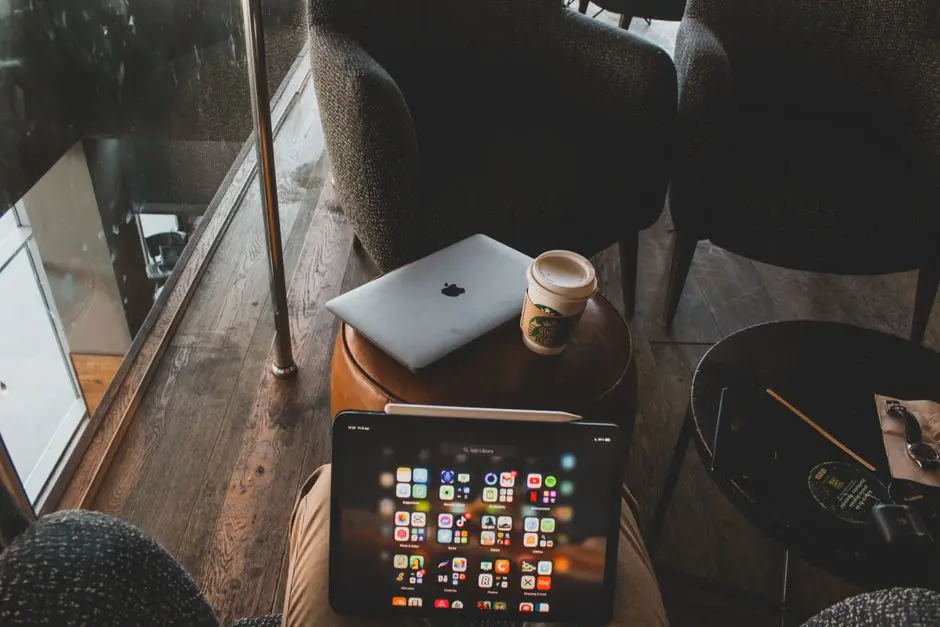 Zenzap raises $44M for its AI chat app that aims to replace WhatsApp in the workplace