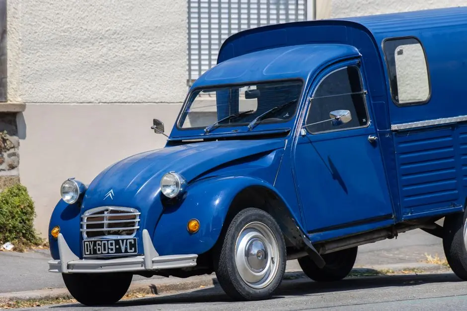 基于经典国民车 2CV 打造，雪铁龙电动化“复活”厢式货车 Fourgonnette