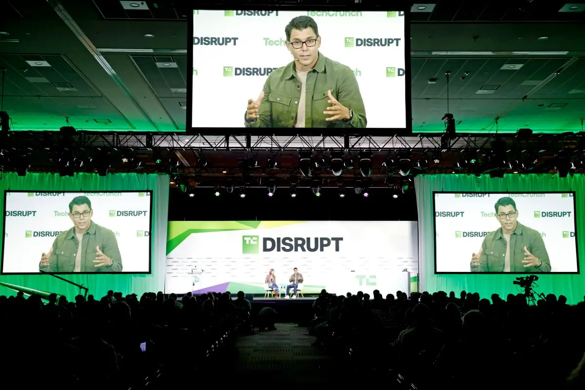 Disrupt 2026次日：AI主线贯穿，投资人专场登场