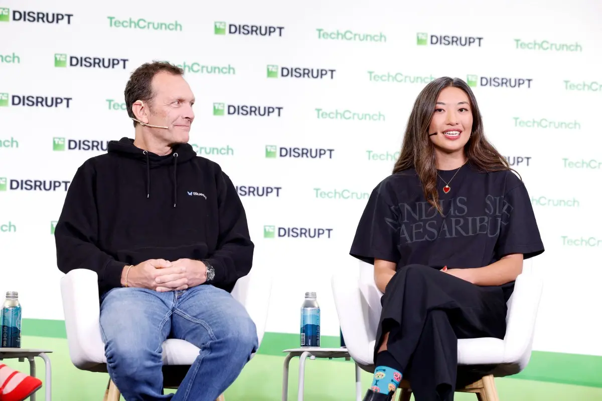 Bluesky 开放 AI 应用 Attie，人人可建站做游戏