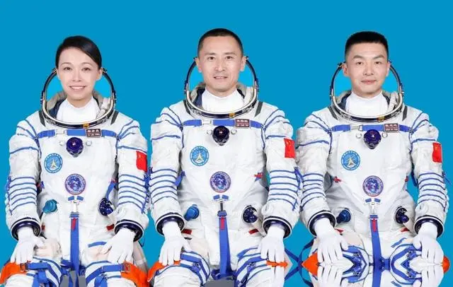 我国首次载人航天发射任务23周年