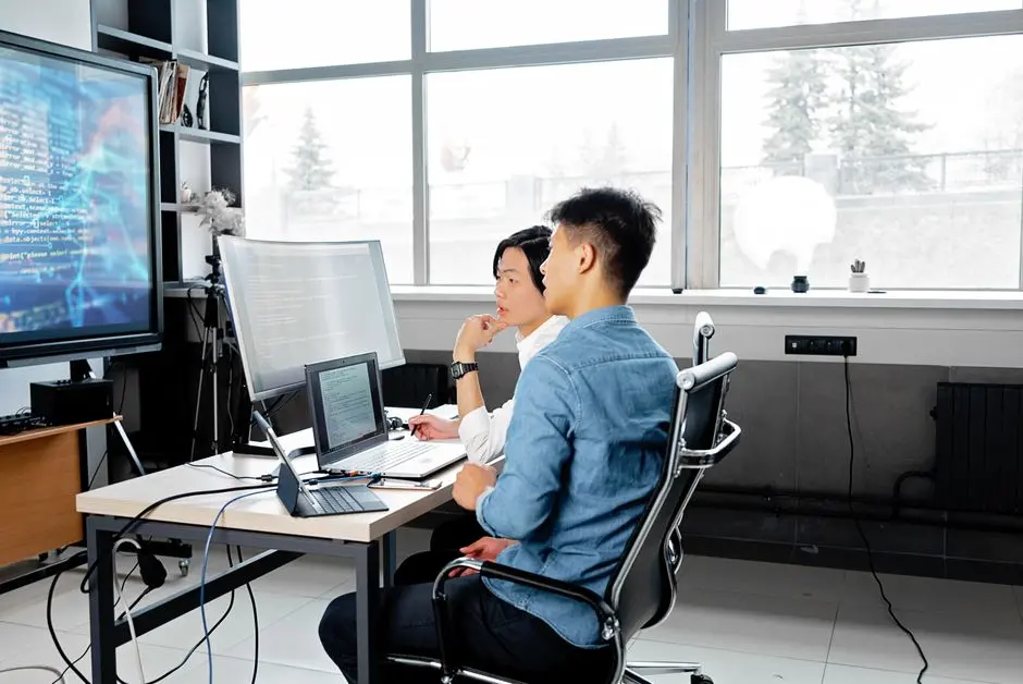 How the Claude Code team does code review
