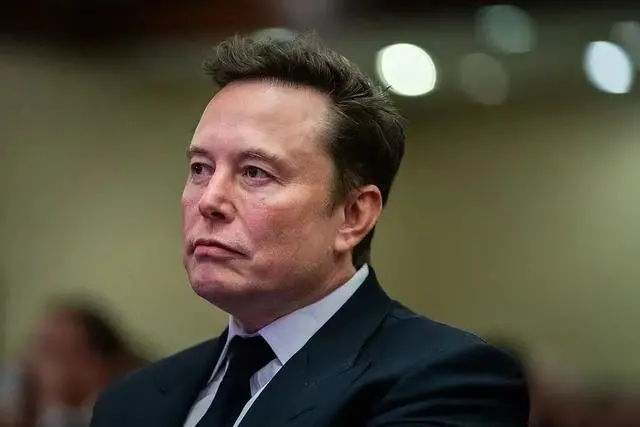 马斯克称将向全美儿童赠送SpaceX股票