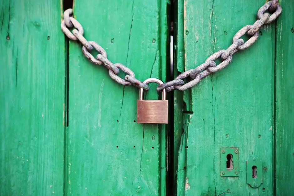 Go will reject certificate chains containing eight distrusted SPKIs