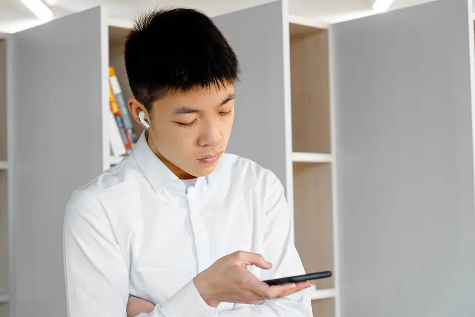 AI黄金年代：巨头放权，天才上桌