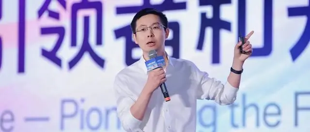 王兴兴：全世界对AI信仰还不够
