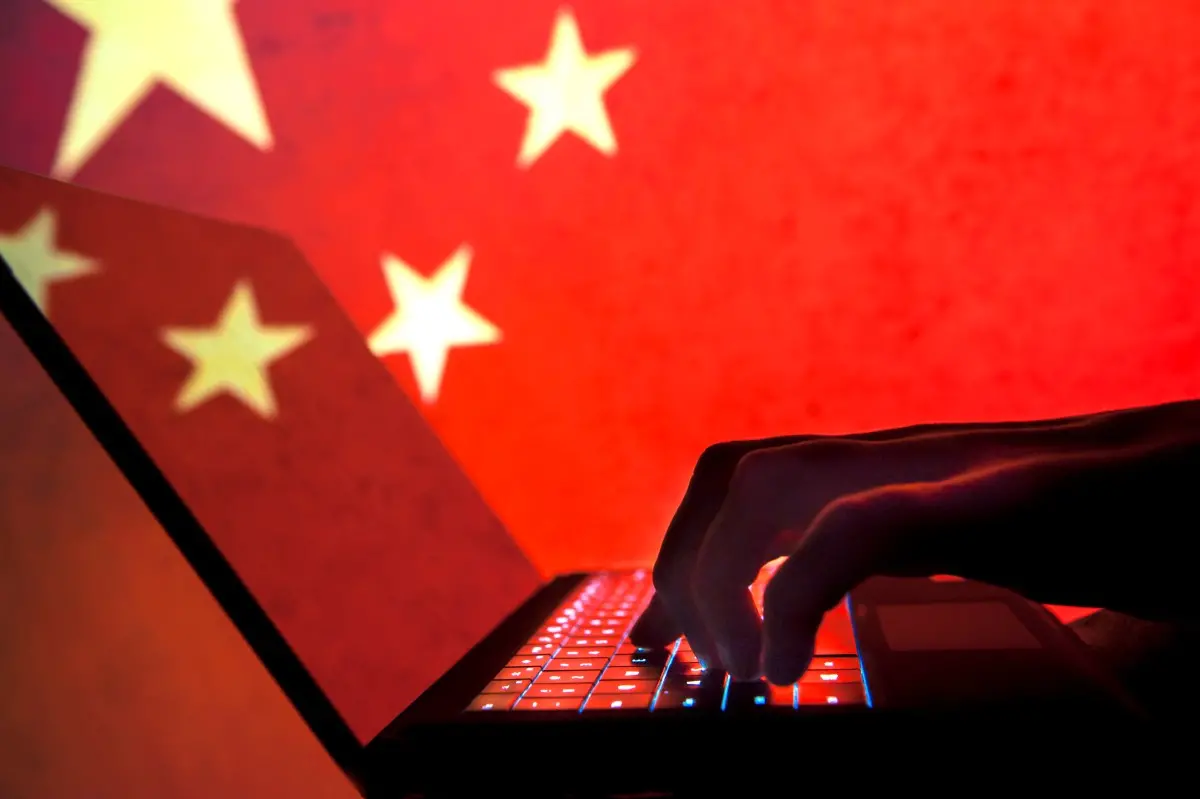IT巨头被攻破：AI黑客窥探数千家企业
