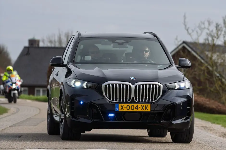 Electric or gas? BMW goes both ways with new 2027 X5 and iX5.
