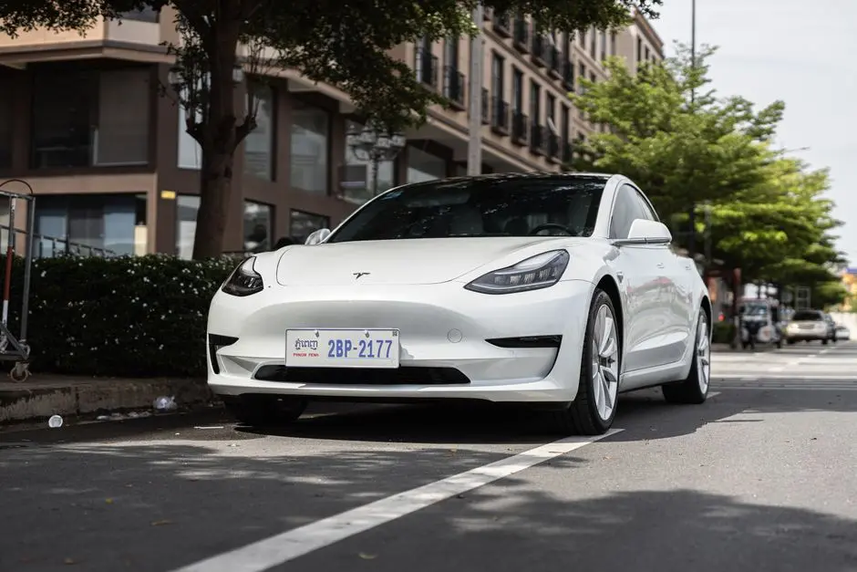 Elon Musk says Tesla will sell 5 million cars by 2030 — math says otherwise