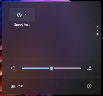 Screenshot that shows speed test in Quick Settings.