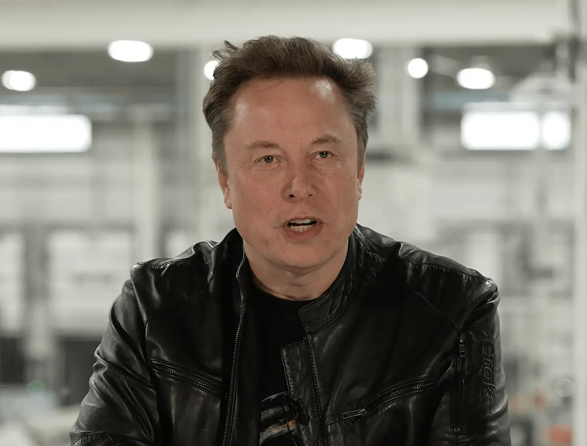 SpaceX锁定400亿美元GPU融资，Apollo入局