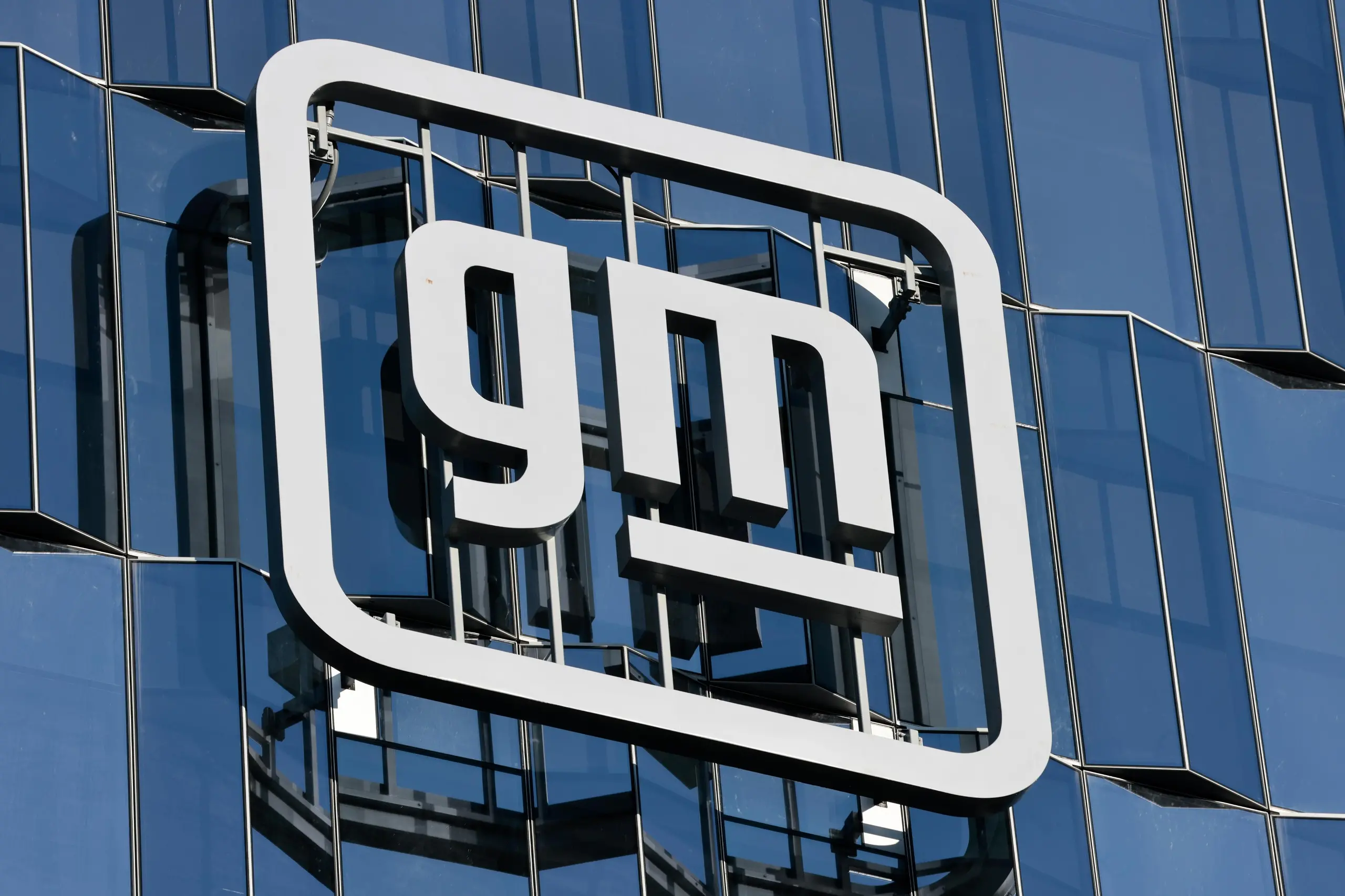 A photo of the GM logo