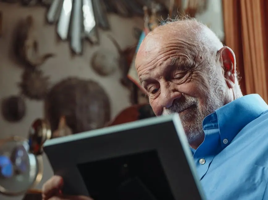 Patrick Stewart Dies at 86